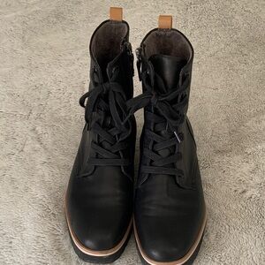 Dr Scholls  Black Ankle Boots side zip or front tie